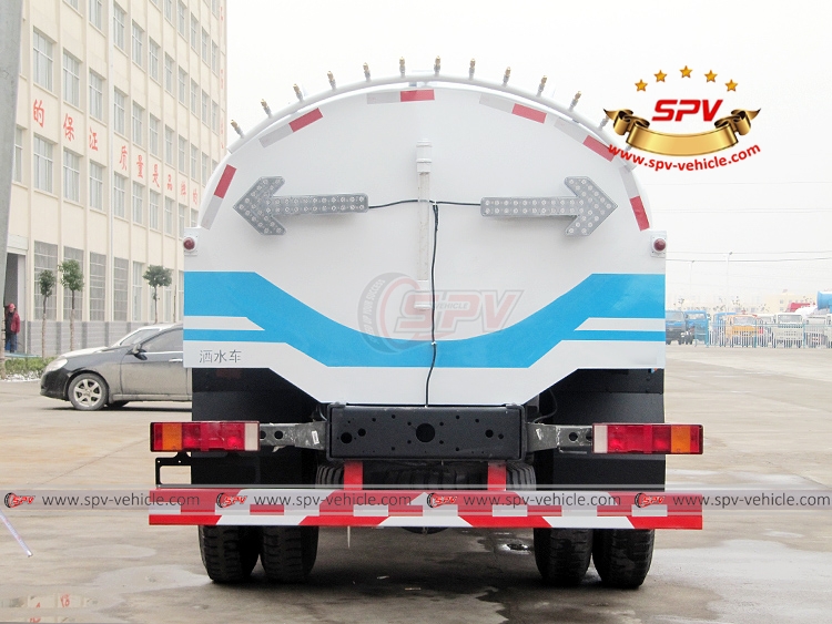 Irrigation Water Truck Sinotruk - B